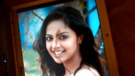 有人从后面抓住这个屁股吗？