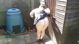 一个不停止涌出的阴部