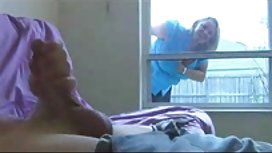 成熟的摇摆他妈的在一家夜总会