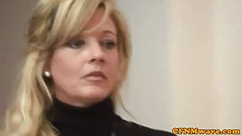 由陌生人经营的家庭主妇